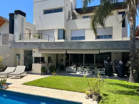 Casa en Venta en Ramos Mejia, Partido de La Matanza
