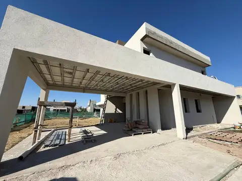 Casa en Venta en Greenville Polo & Resort, Countries y Barrios Cerrados en Berazategui