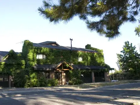 Casa en Venta en Countries y Barrios Cerrados en la Plata, Partido de La Plata