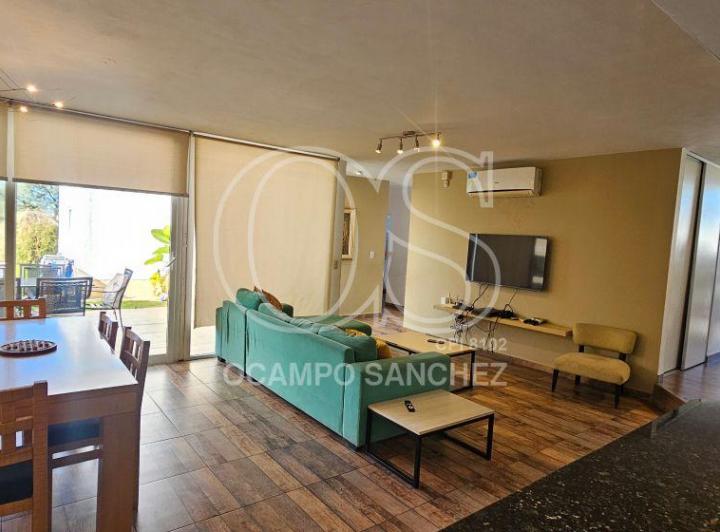 Casa · 290m² · 5 Ambientes · 2 Cocheras
