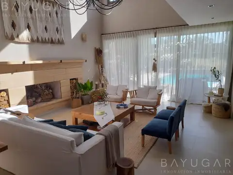 Casa en Venta en Countries y Barrios Cerrados en Esteban Echeverria, Partido de Esteban Echeverría