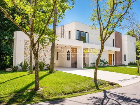 Casa en Venta en La Tradicion, Countries y Barrios Cerrados en Moreno