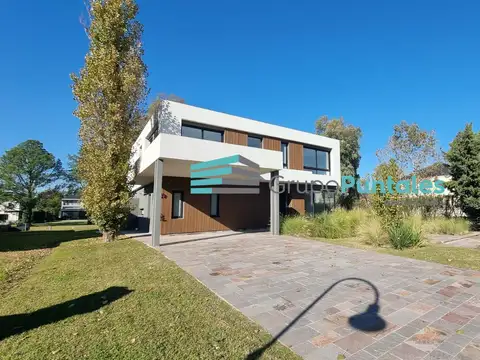 Casa en Venta en Countries y Barrios Cerrados en Esteban Echeverria, Partido de Esteban Echeverría