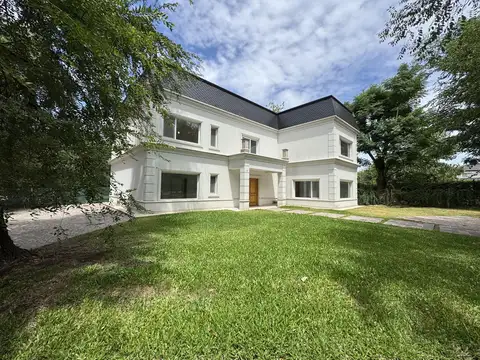 Casa en Venta en Septiembre, Countries y Barrios Cerrados en Escobar