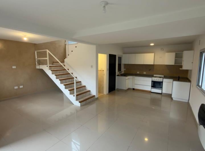 Casa · 80m² · 4 Ambientes