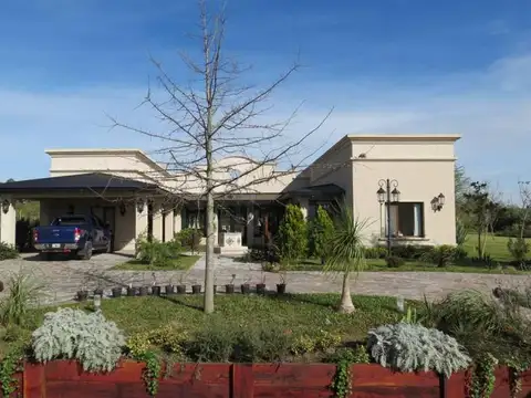 Casa en Venta en Countries y Barrios Cerrados en Campana, Partido de Campana