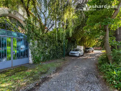 Casa en Venta en Acassuso Libertador  /  Solis, Acassuso