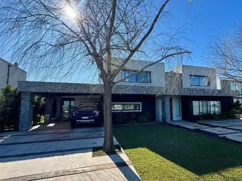 Casa en Venta en San Benito, Countries y Barrios Cerrados en Tigre