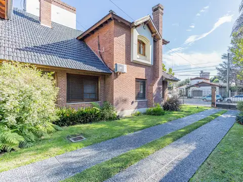 Casa en Venta en Adrogue, Partido de Almirante Brown