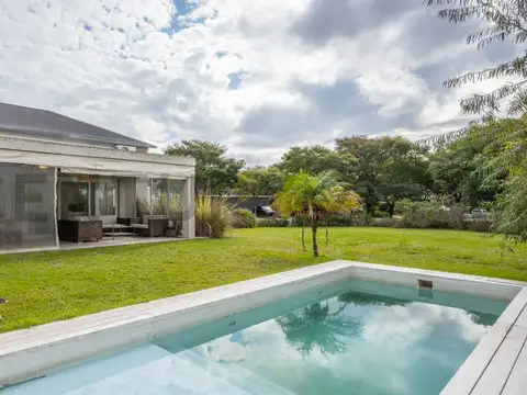 Casa en Venta en Albanueva, Countries y Barrios Cerrados en Tigre