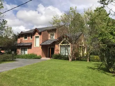 Casa en Venta en Highland Park Country Club, Del Viso