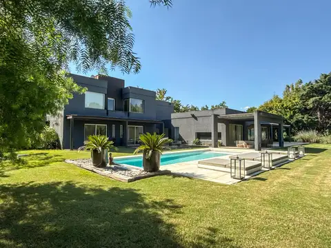 Casa en Venta en Altos Del Pilar, Countries y Barrios Cerrados en Pilar