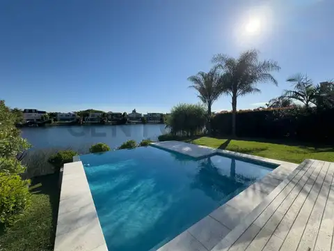 Casa en Venta en Nordelta Country Los Lagos, Nordelta