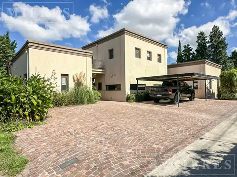 Casa en Venta en Olivos Golf Club, Countries y Barrios Cerrados en Malvinas Argentinas
