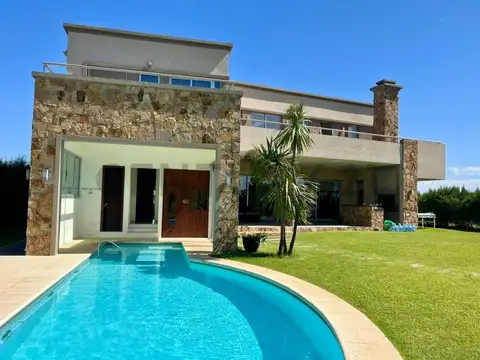 Casa en Venta en La Providencia Resort & Country Club, Canning