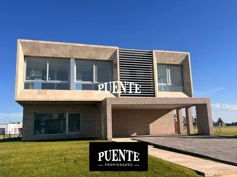 Casa en Venta en Terralagos, Canning