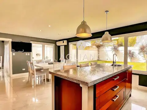 Casa en Venta en Mar del Plata, Partido de General Pueyrredón
