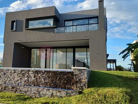 Casa en Venta en Puertos, Countries y Barrios Cerrados en Escobar