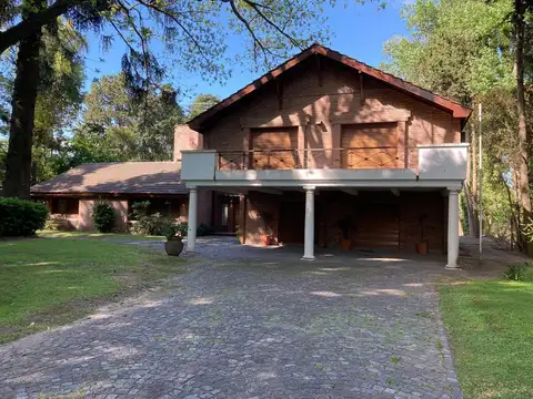 Casa en Venta en Highland Park Country Club, Del Viso