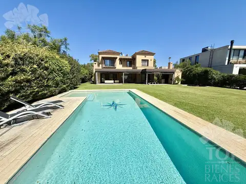 Casa en Venta en El Encuentro, Countries y Barrios Cerrados en Tigre