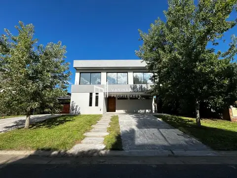 Casa en Venta en San Marco, Countries y Barrios Cerrados en Tigre