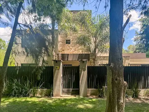 Casa en Venta en Barrio Parque Leloir, Partido de Ituzaingó