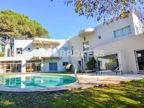Casa en Venta en Los Pinguinos, Countries y Barrios Cerrados en Ituzaingo