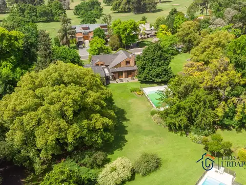 Casa en Venta en Olivos Golf Club, Countries y Barrios Cerrados en Malvinas Argentinas