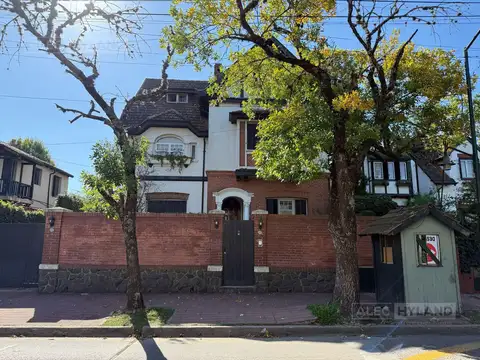 Casa en Venta en San Isidro Libertador / Lasalle, San Isidro