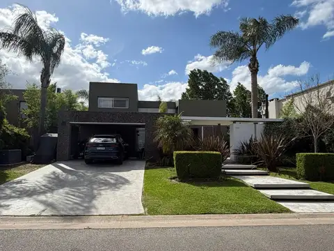 Casa en Venta en Santa Barbara, Countries y Barrios Cerrados en Tigre