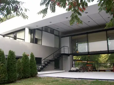 Casa en Venta en Abril Club De Campo, Countries y Barrios Cerrados en Berazategui