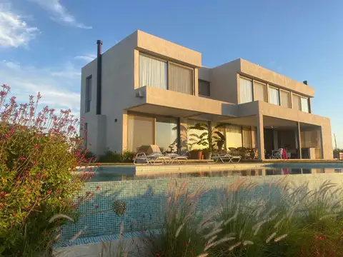 Casa en Venta en Puertos - Muelles, Countries y Barrios Cerrados en Escobar