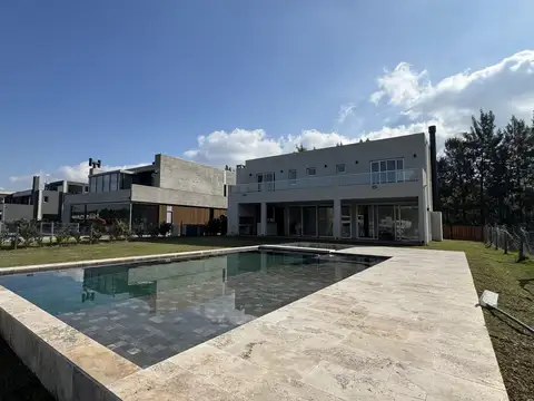 Casa en Venta en Villa La Ñata, Tigre Centro