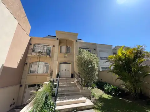 Casa en Venta en Martinez Vias / Libertador, Martinez
