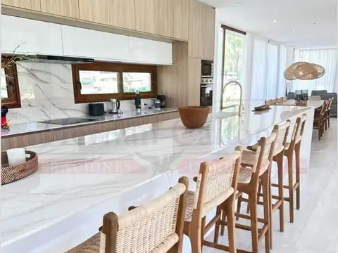 Casa en Venta en Barrio Maritimo 4, Costa Esmeralda