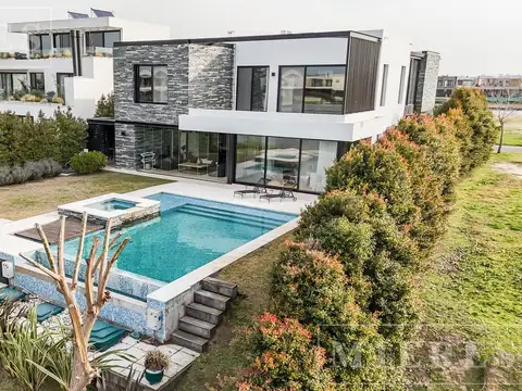 Casa en Venta en Puertos - Barrio Costas, Countries y Barrios Cerrados en Escobar