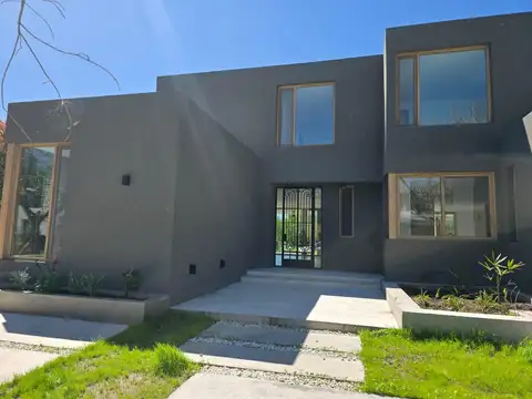 Casa en Venta en Santa Maria del Tigre, Countries y Barrios Cerrados en Rincon de Milberg