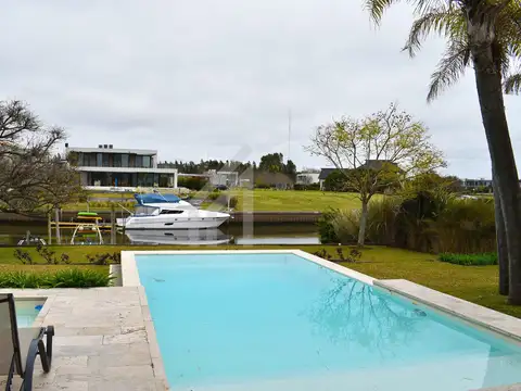 Casa en Venta en Albanueva, Countries y Barrios Cerrados en Tigre