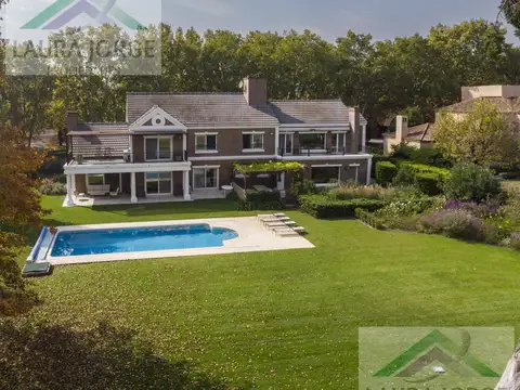 Casa en Venta en Martindale Country Club, Countries y Barrios Cerrados en Pilar