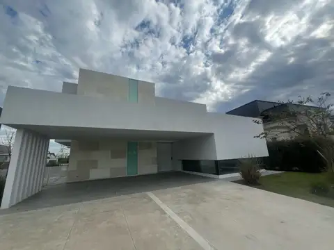 Casa en Venta en Nuevo Quilmes, Countries y Barrios Cerrados en Quilmes