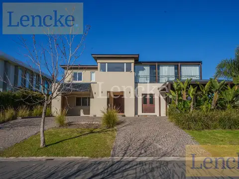 Casa en Venta en Albanueva, Countries y Barrios Cerrados en Tigre