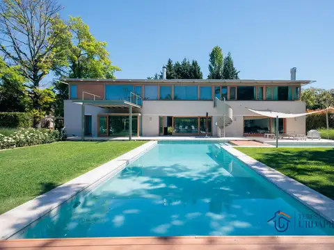 Casa en Venta en Olivos Golf Club, Countries y Barrios Cerrados en Malvinas Argentinas
