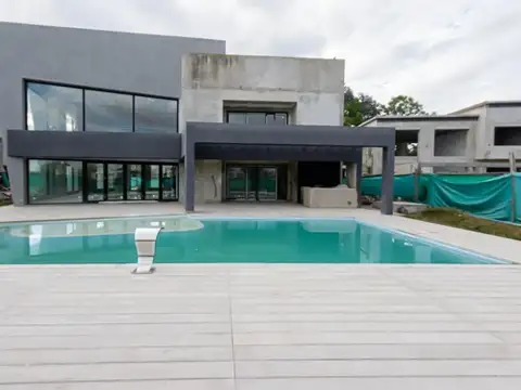 Casa en Venta en Countries y Barrios Cerrados en Ezeiza, Partido de Ezeiza