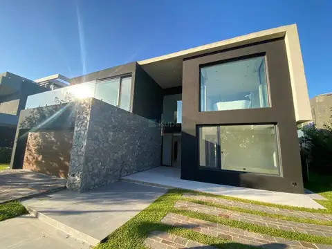 Casa en Venta en Nordelta El Yacht, Nordelta