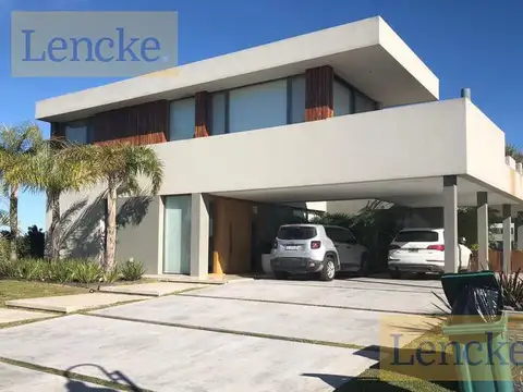 Casa en Venta en Albanueva, Countries y Barrios Cerrados en Tigre