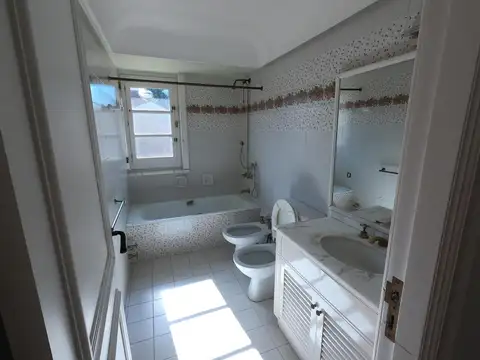 Casa en Venta en Martinez Libertador / Rio, Martinez