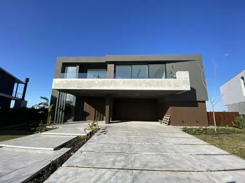 Casa en Venta en Puertos - Barrio Marinas, Countries y Barrios Cerrados en Escobar
