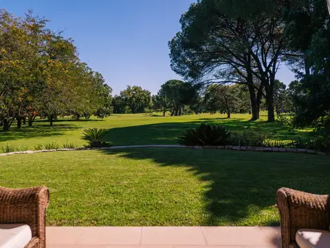Casa en Venta en Olivos Golf Club, Countries y Barrios Cerrados en Malvinas Argentinas