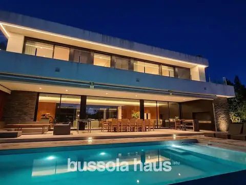 Casa en Venta en Albanueva, Countries y Barrios Cerrados en Tigre