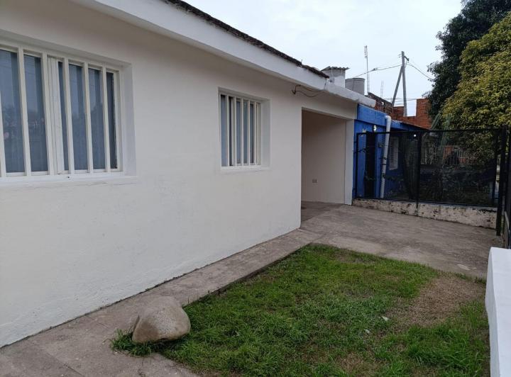Casa · 54m² · 4 Ambientes · 1 Cochera